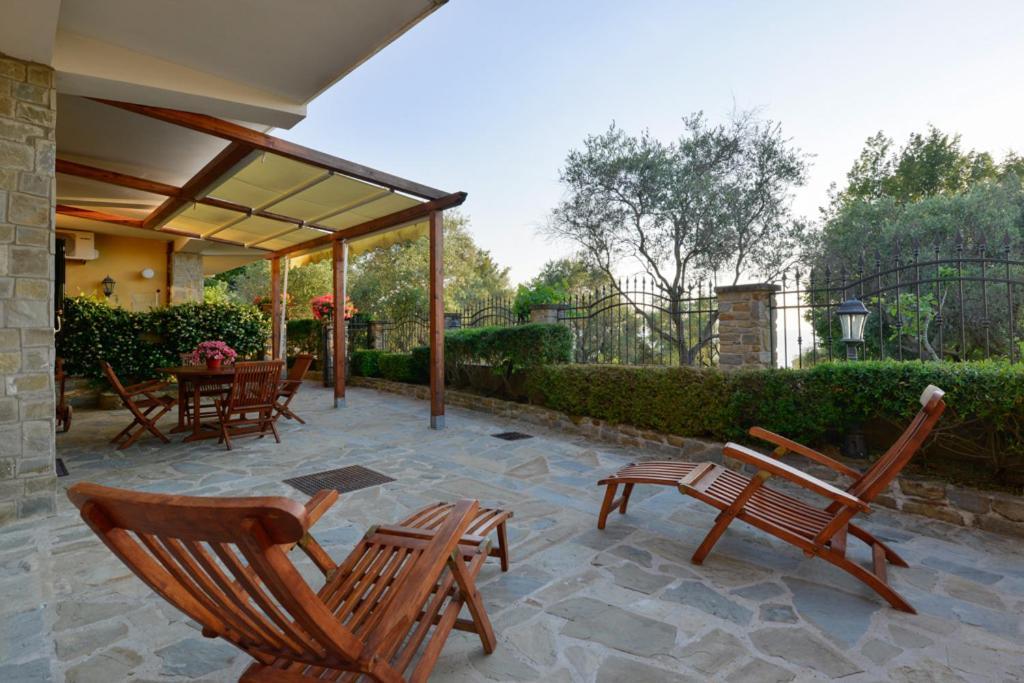 Villa Elaia Санта-Мария-ди-Кастеллабате Экстерьер фото