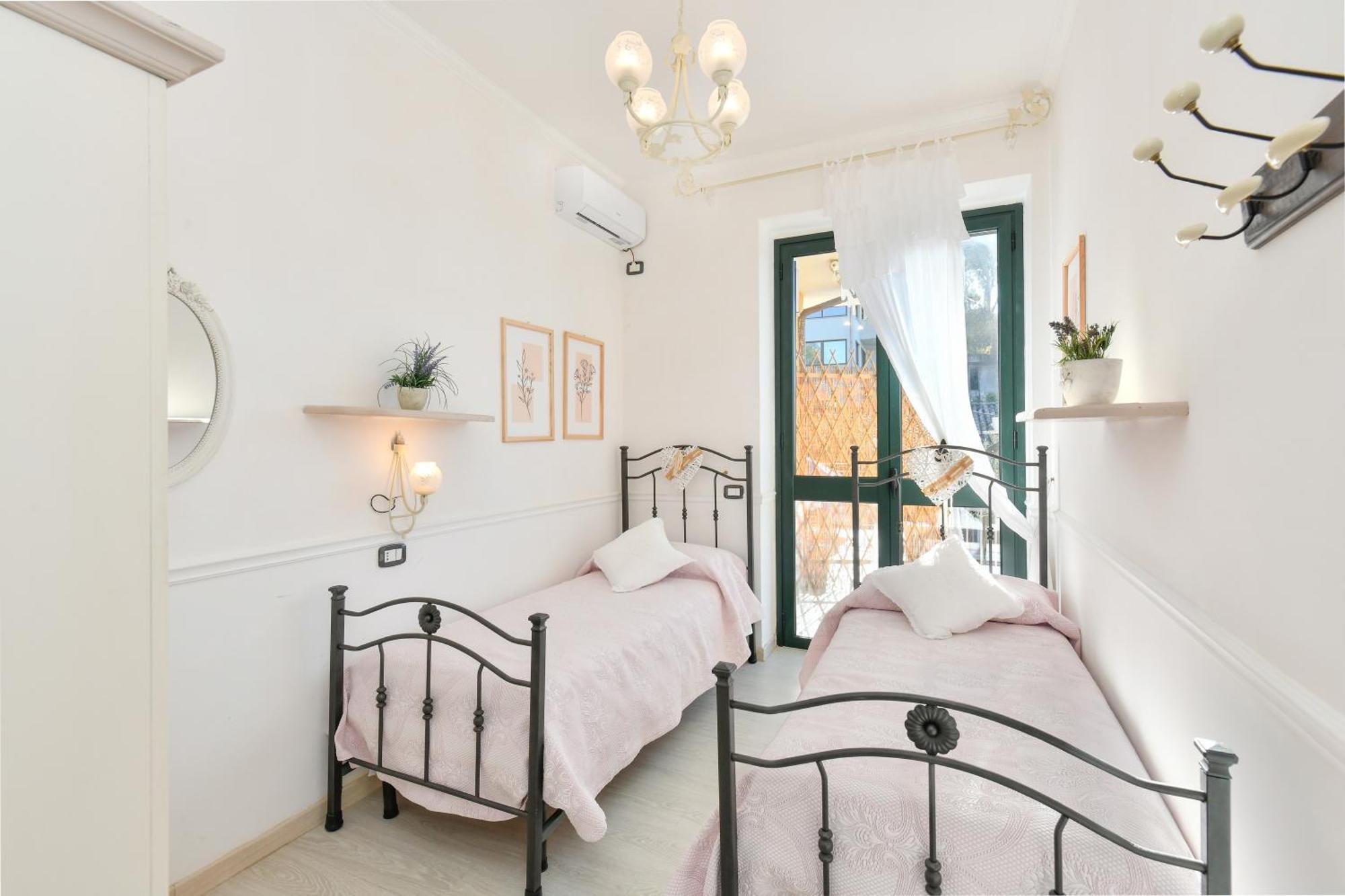 Villa Elaia Санта-Мария-ди-Кастеллабате Экстерьер фото