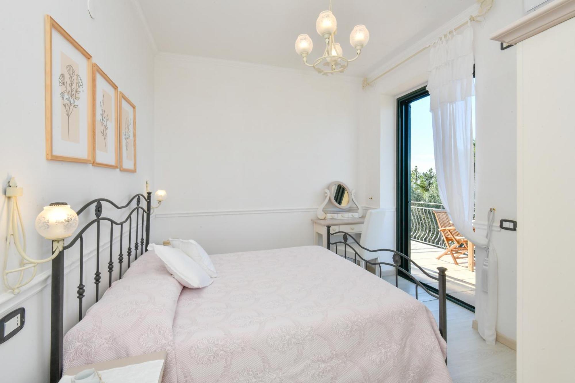 Villa Elaia Санта-Мария-ди-Кастеллабате Экстерьер фото