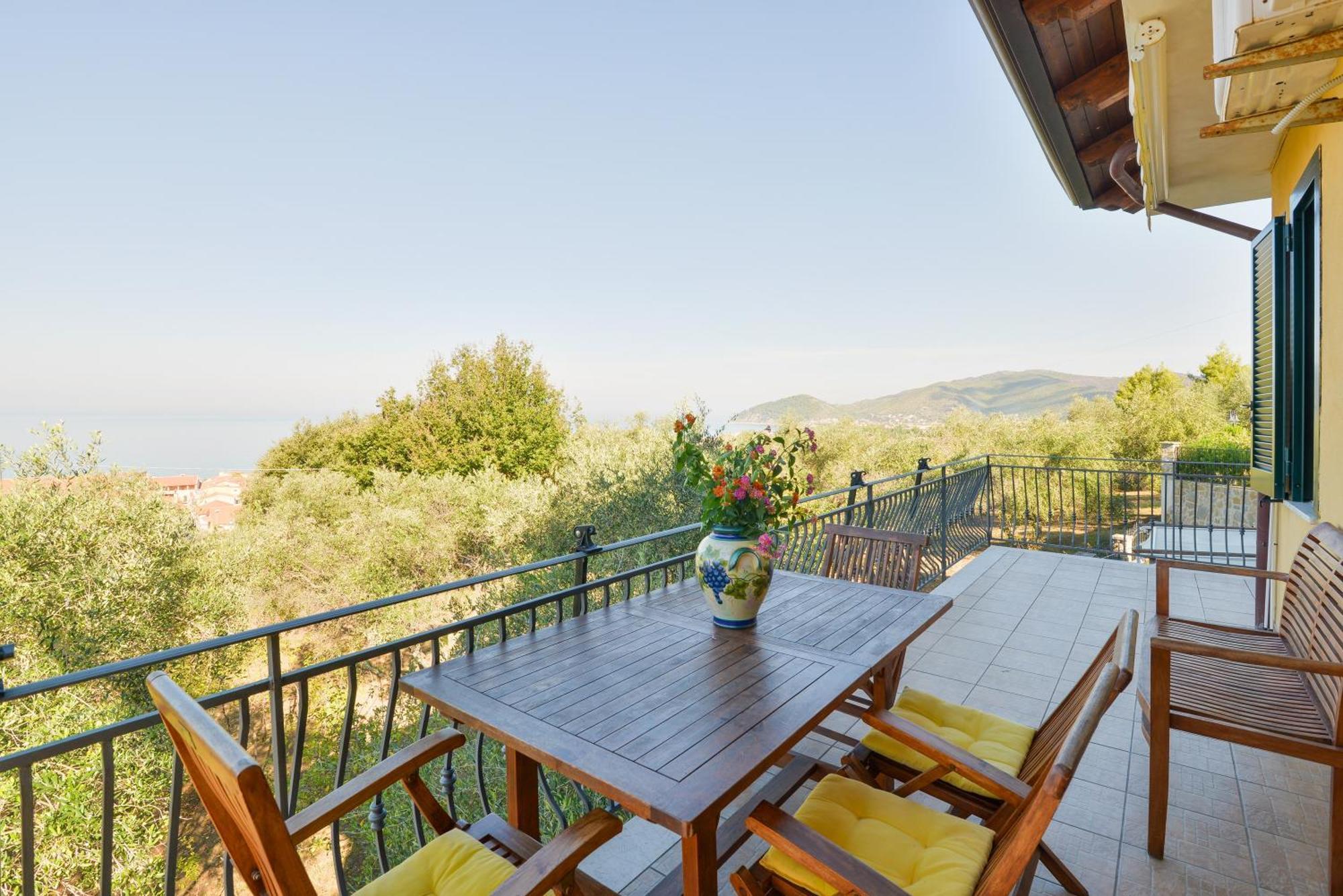 Villa Elaia Санта-Мария-ди-Кастеллабате Экстерьер фото